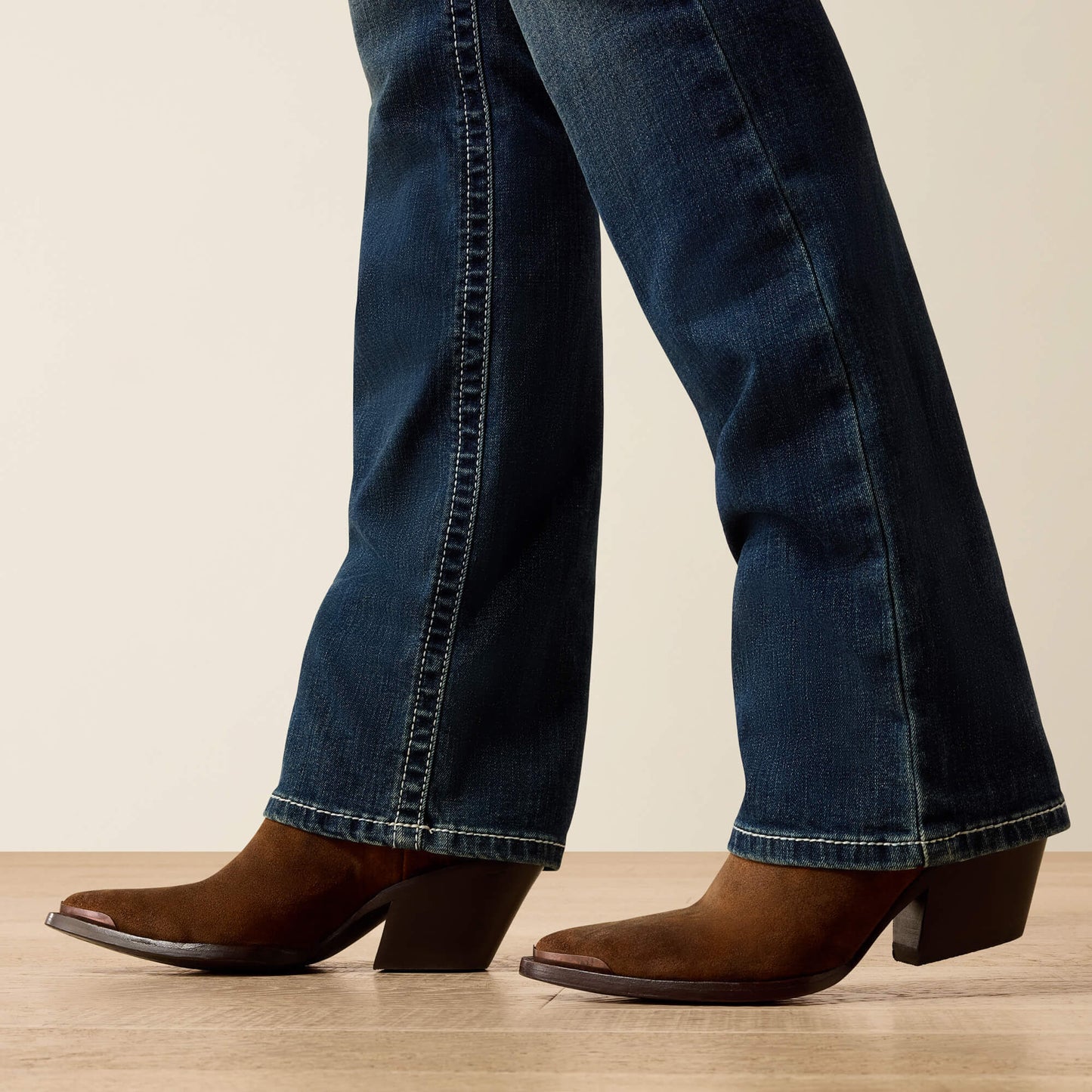 Ariat R.E.A.L. Mid Rise Stretch Icon Stackable Straight Leg Jean