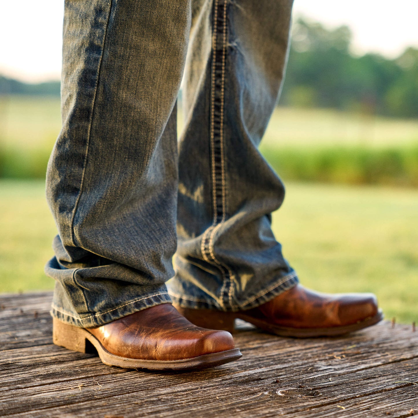 Ariat Midtown Rambler Square Toe Chelsea Boot