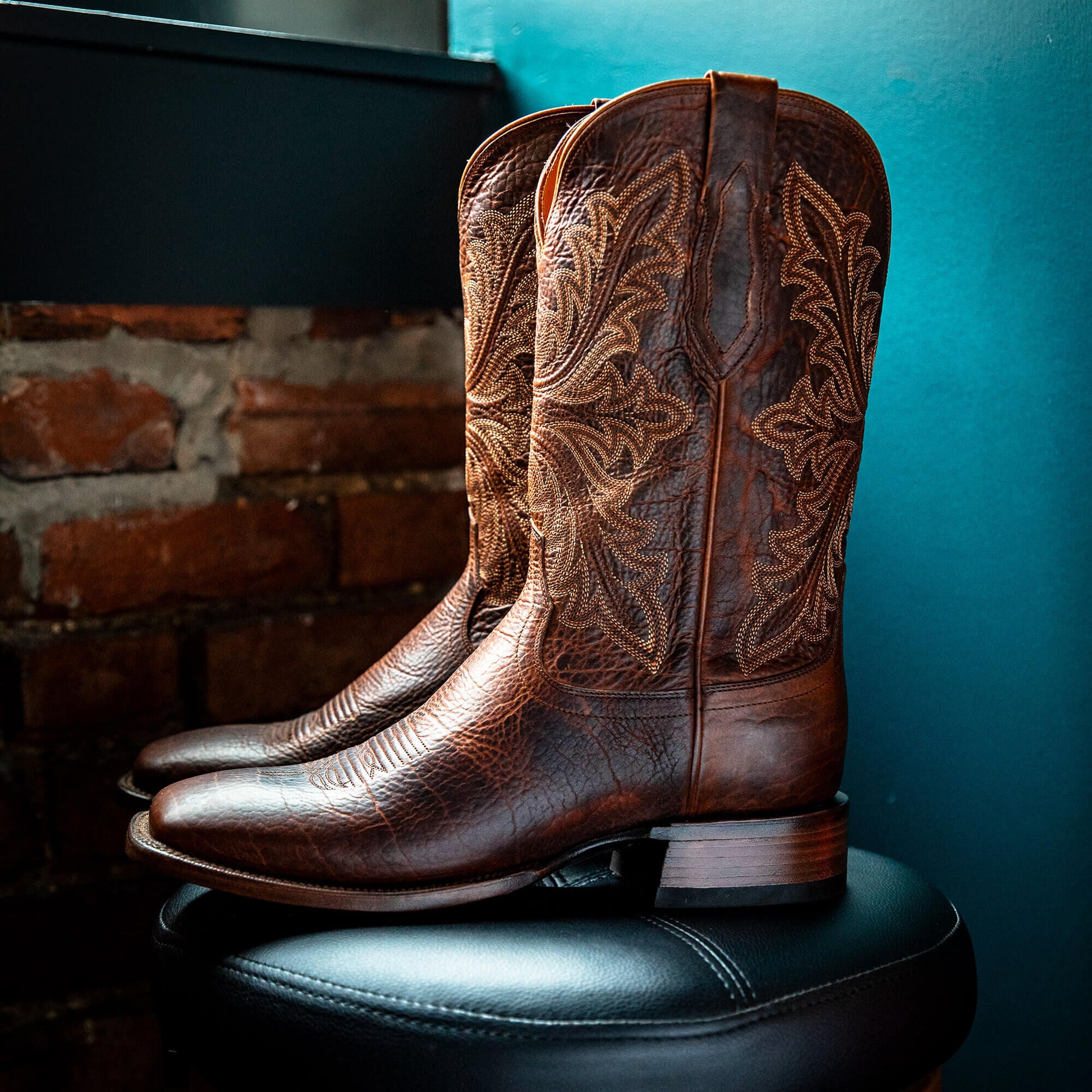 Ariat Bench Made Bassett Cowboy Boot