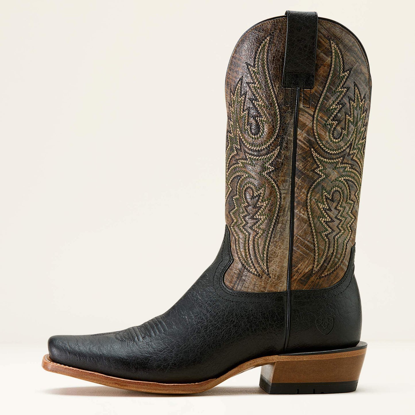 Ariat Futurity Platinum Narrow Cutter Toe Cowboy Boot