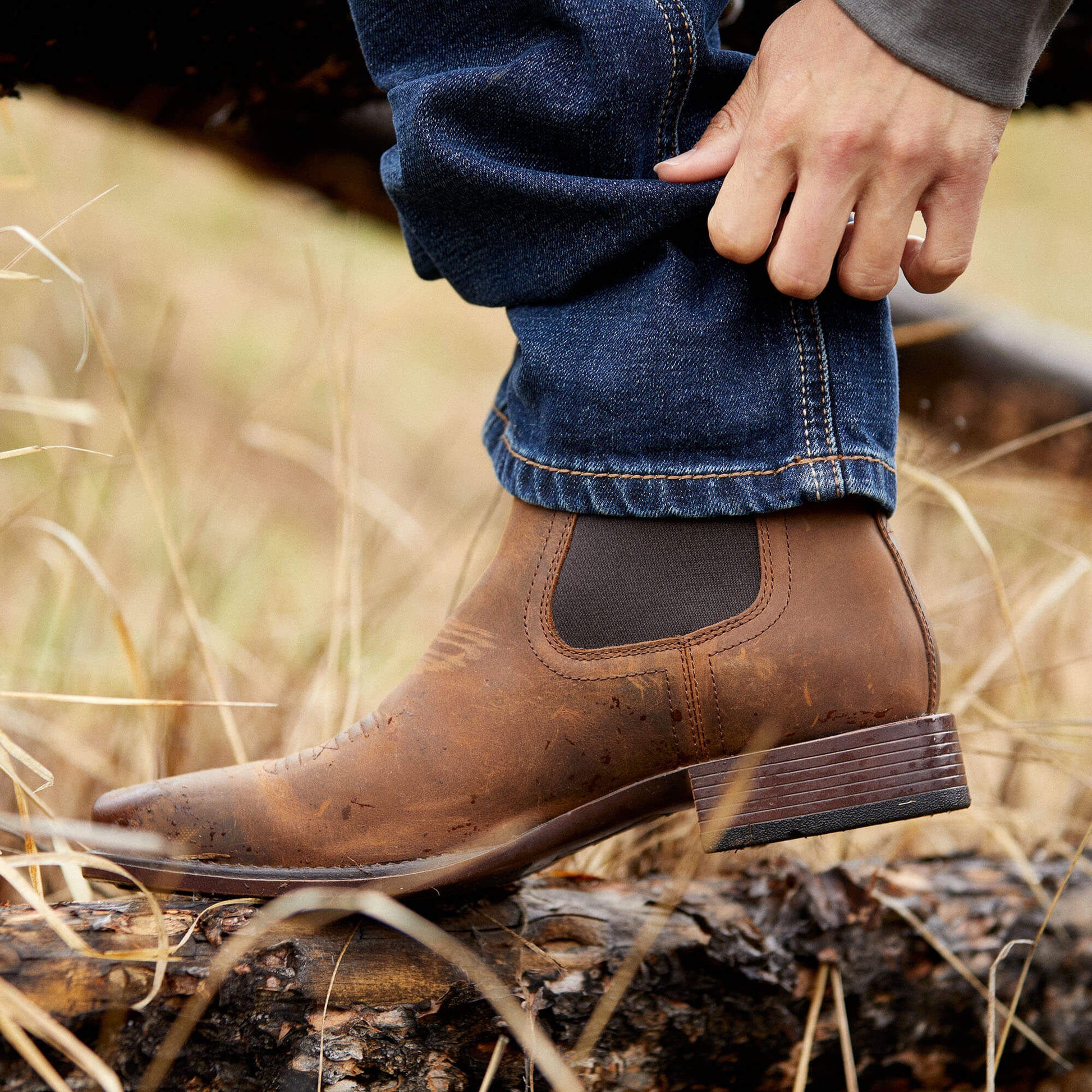 Ariat Booker Ultra Square Toe Western Boot