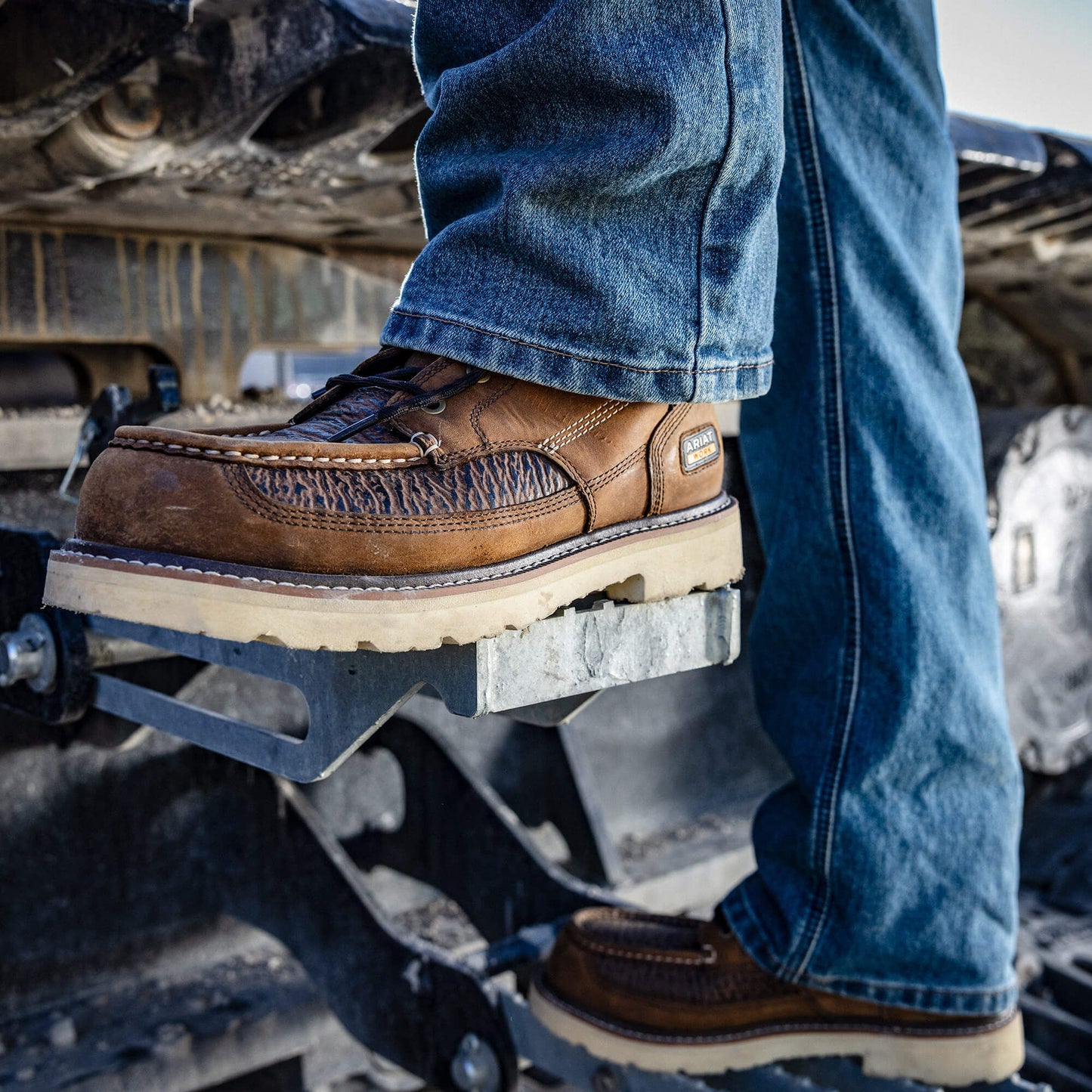 Ariat Rebar Lift Chukka Composite Toe Work Boot