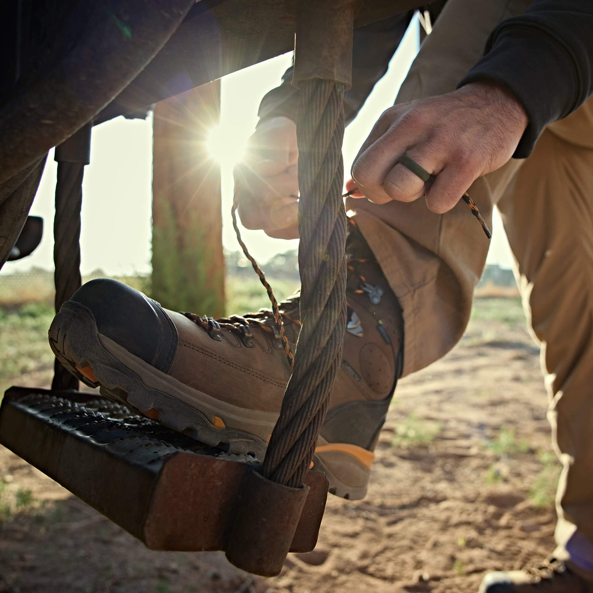 Ariat Endeavor 8" Waterproof Carbon Toe Work Boot