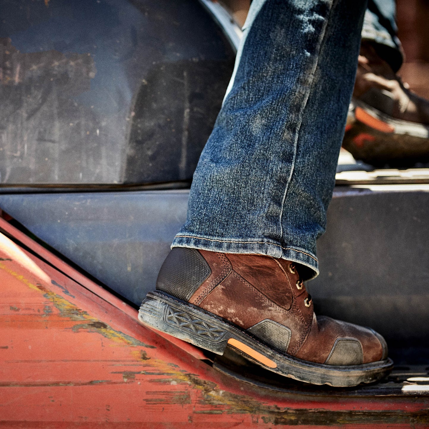Ariat OverDrive 8" Wide Square Toe Waterproof Composite Toe Work Boot
