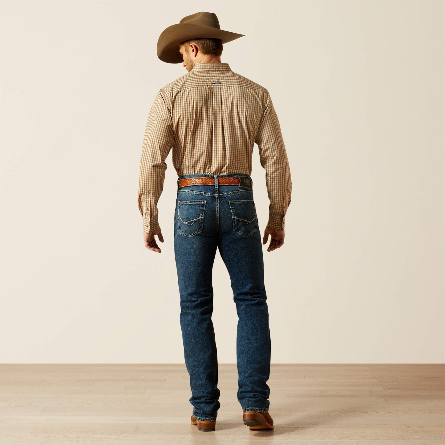 Ariat M7 Slim Sawyer Classic Rise Straight Leg Jeans