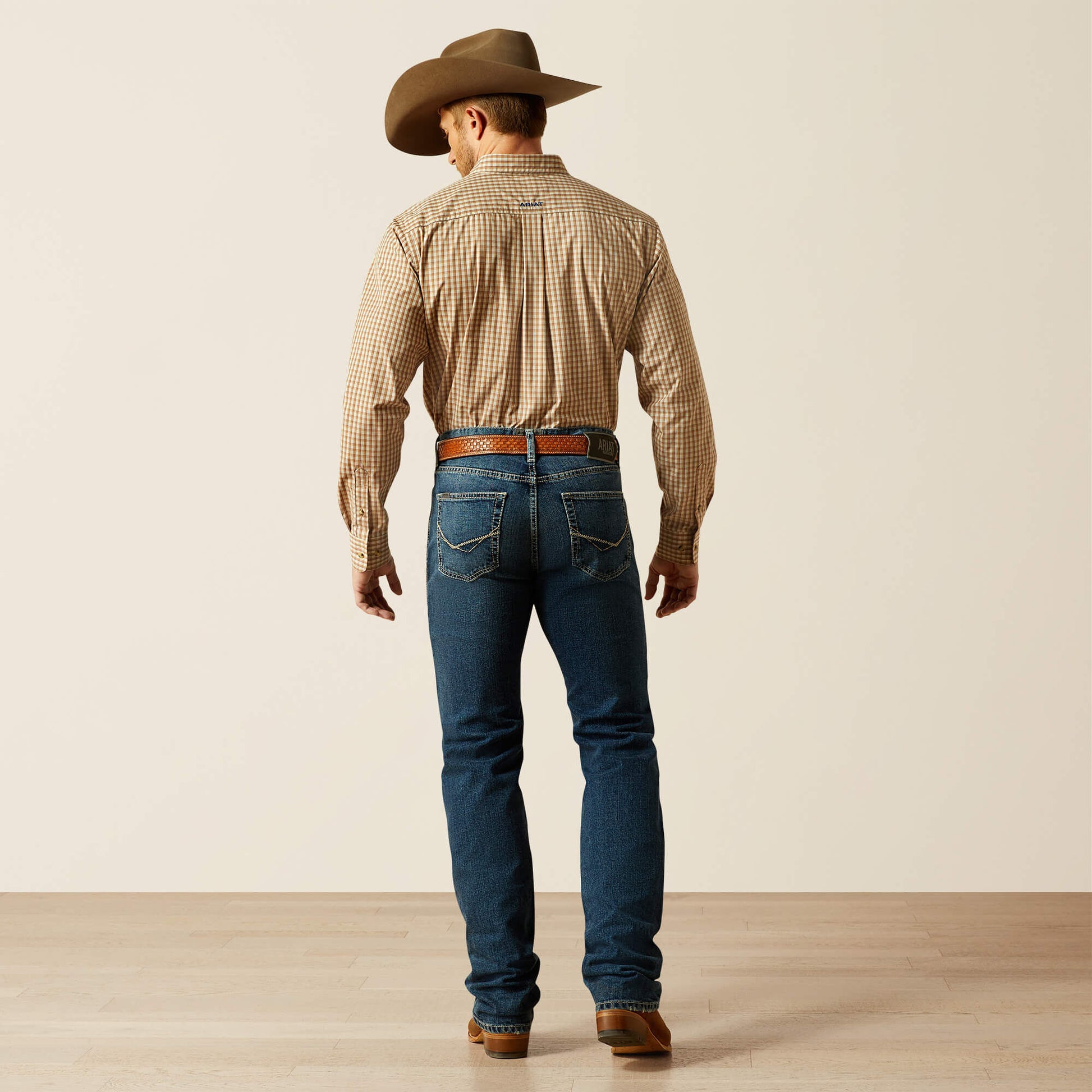 Ariat M7 Slim Sawyer Classic Rise Straight Leg Jeans