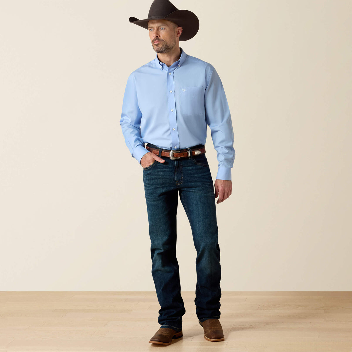 Ariat Wrinkle Free Solid Classic Fit Shirt