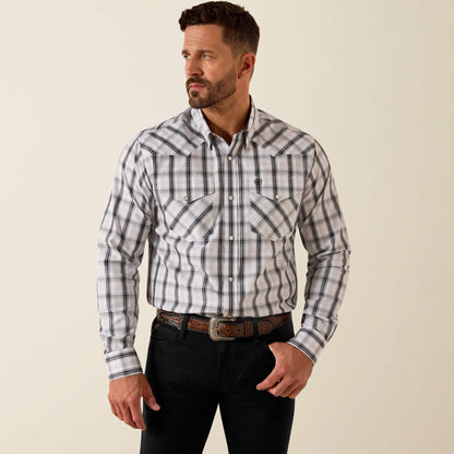 Ariat Wrinkle Free Ari Fitted Snap Shirt