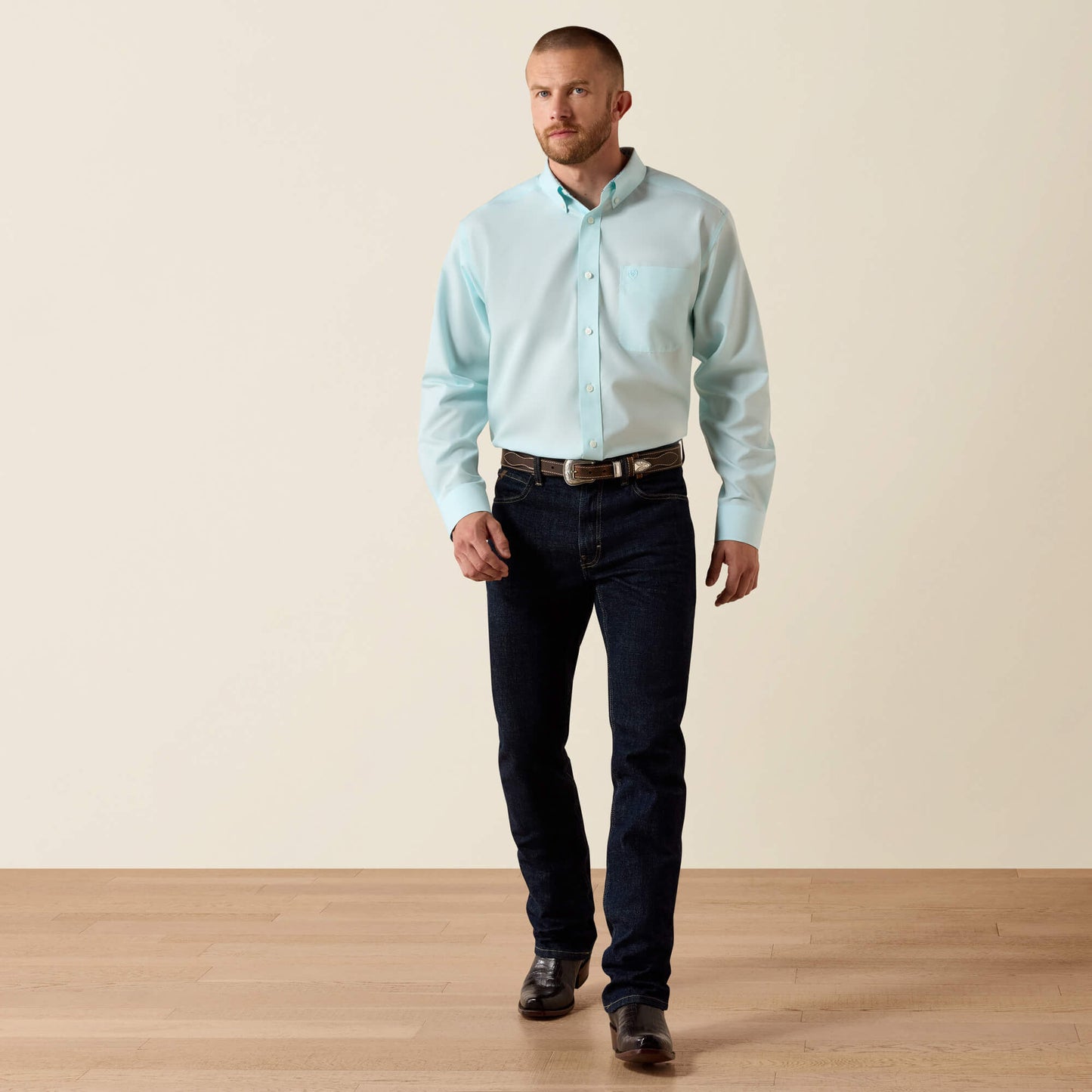 Ariat Wrinkle Free Solid Pinpoint Oxford Classic Fit Shirt