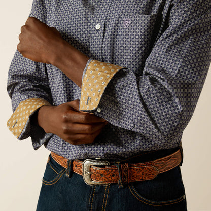 Ariat Wrinkle Free Dale Classic Fit Shirt
