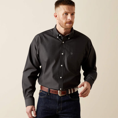 Ariat Wrinkle Free Solid Pinpoint Oxford Classic Fit Shirt