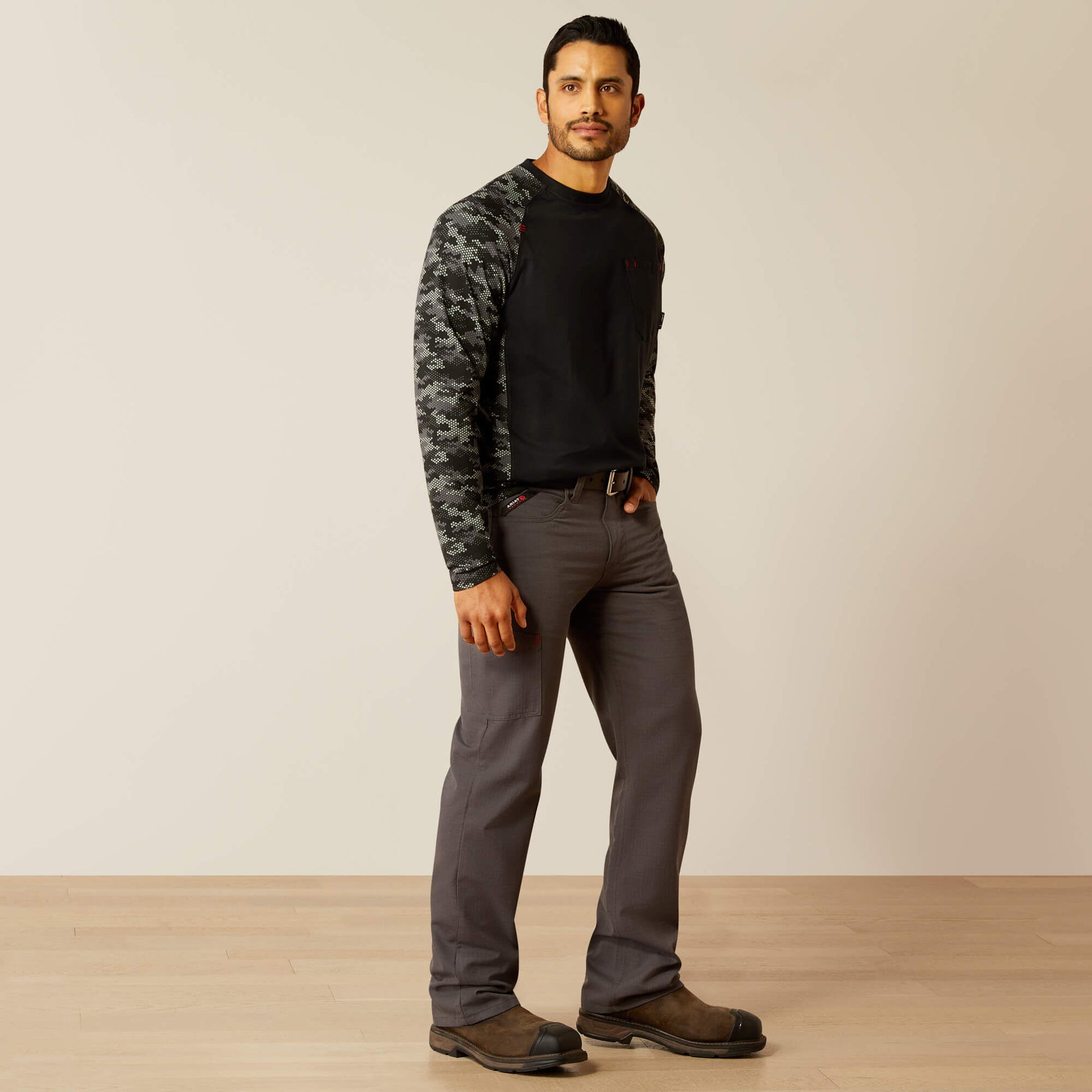 Ariat FR AC Stretch Camo Baseball T-Shirt