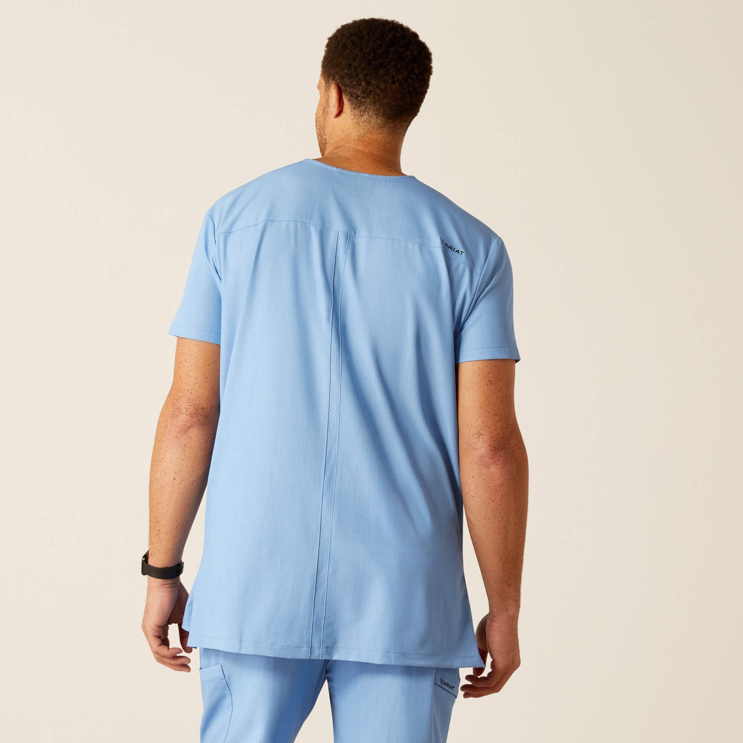 Ariat Derham 6 Pocket Scrub Top