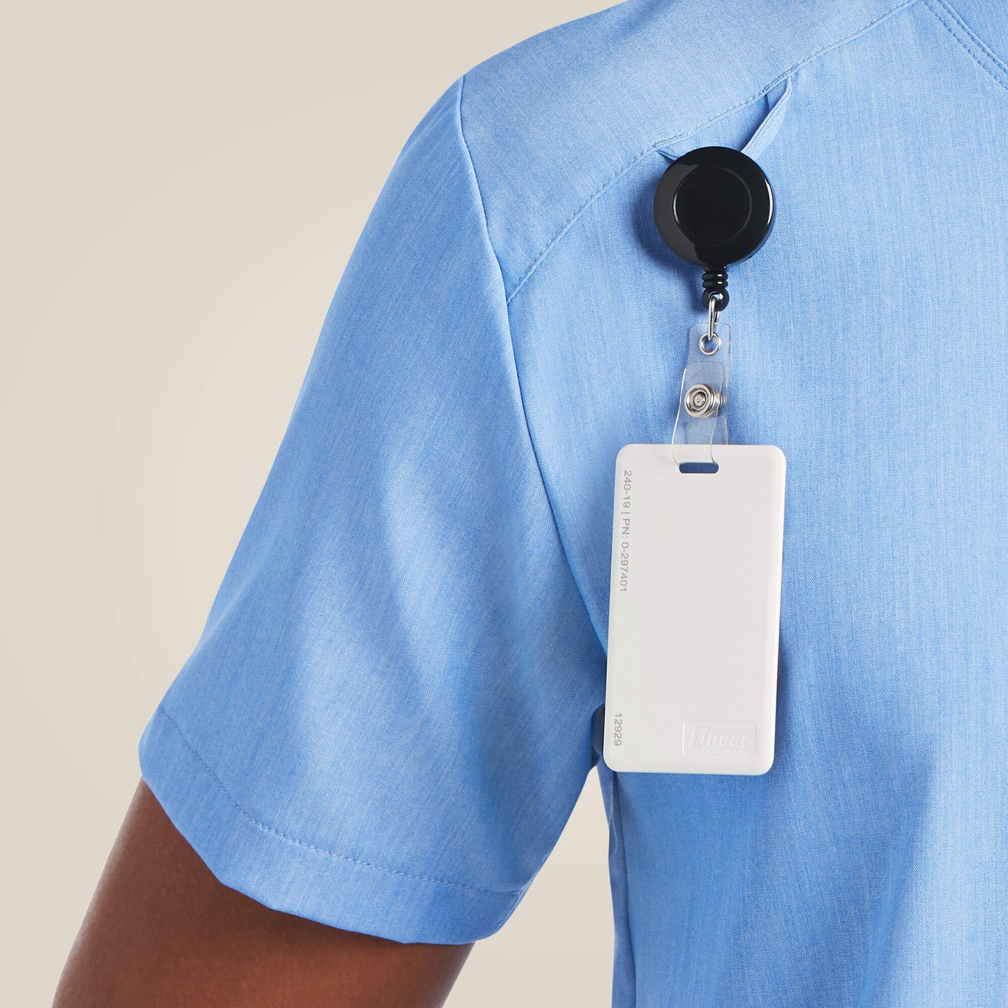 Ariat Derham 6 Pocket Scrub Top