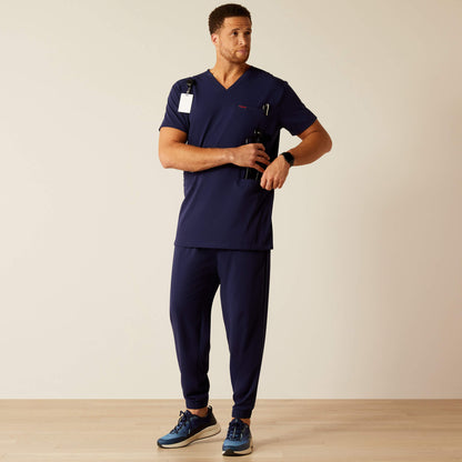 Ariat Derham 6 Pocket Scrub Top