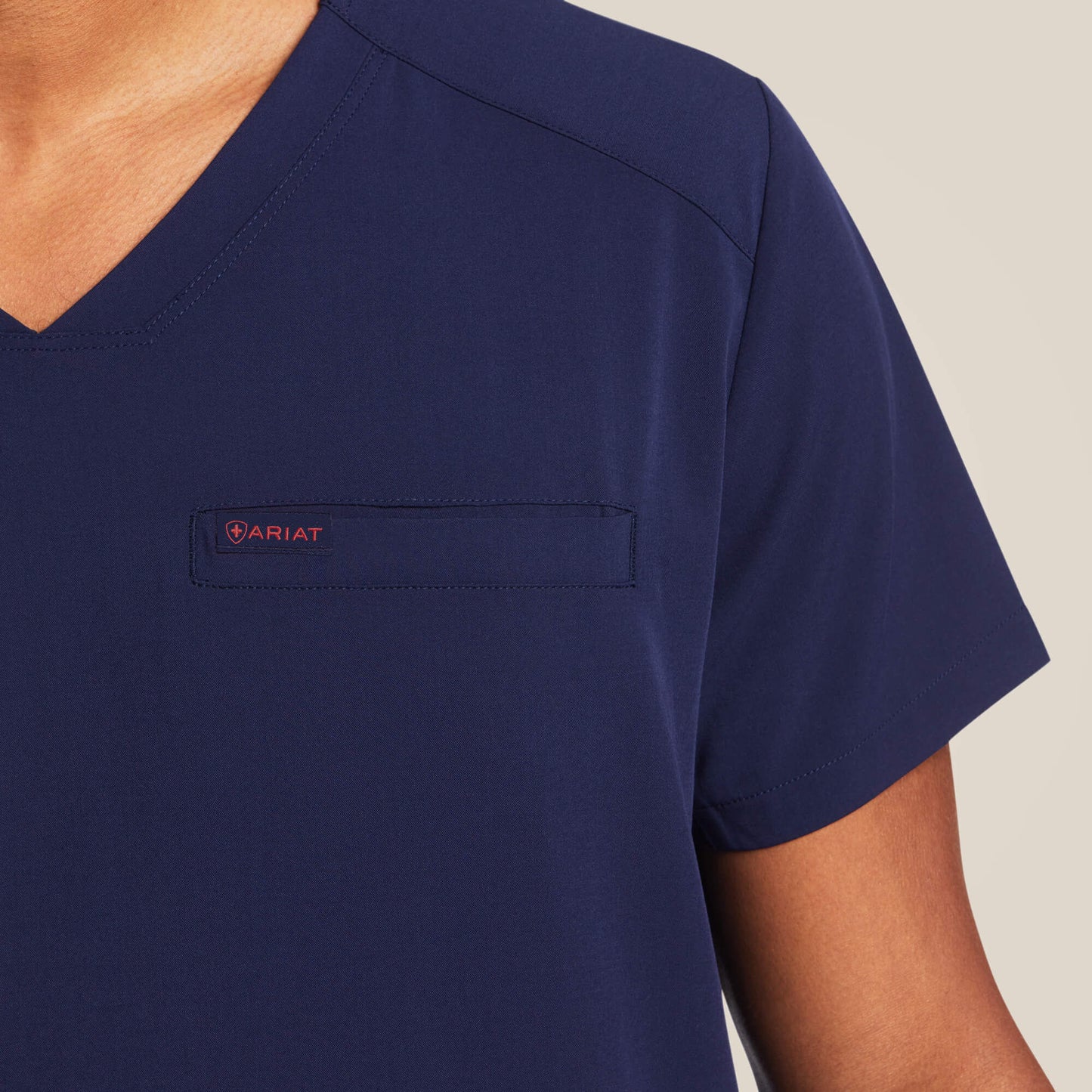 Ariat Derham 6 Pocket Scrub Top