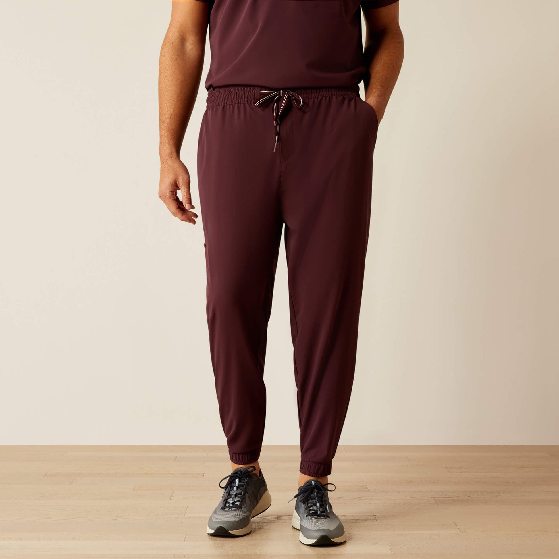 Ariat Drew Cargo Stretch Jogger Scrub Pant