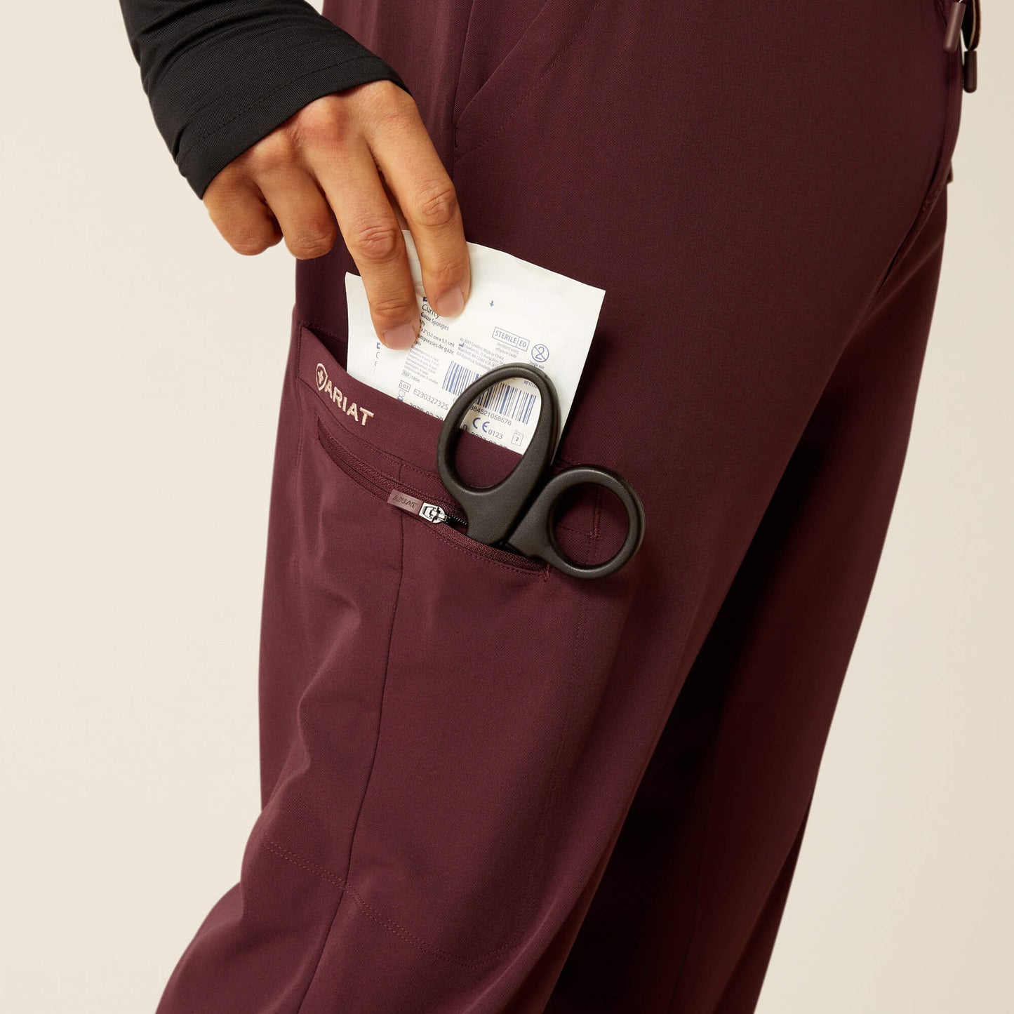 Ariat Drew Cargo Stretch Jogger Scrub Pant