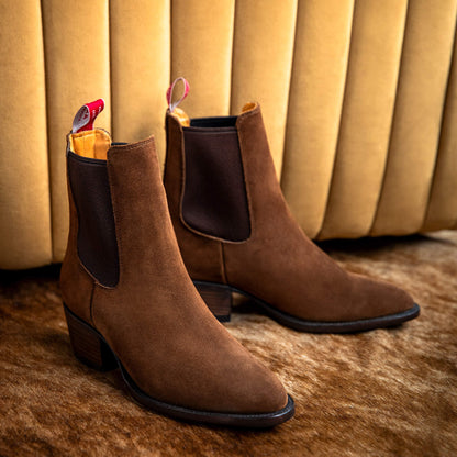Ariat Bench Made Eleanor Almond Toe Chelsea Boot