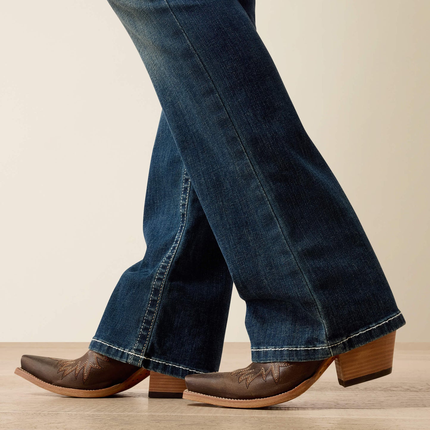 Ariat R.E.A.L. Mid Rise Stretch Whipstitch Boot Cut Jean