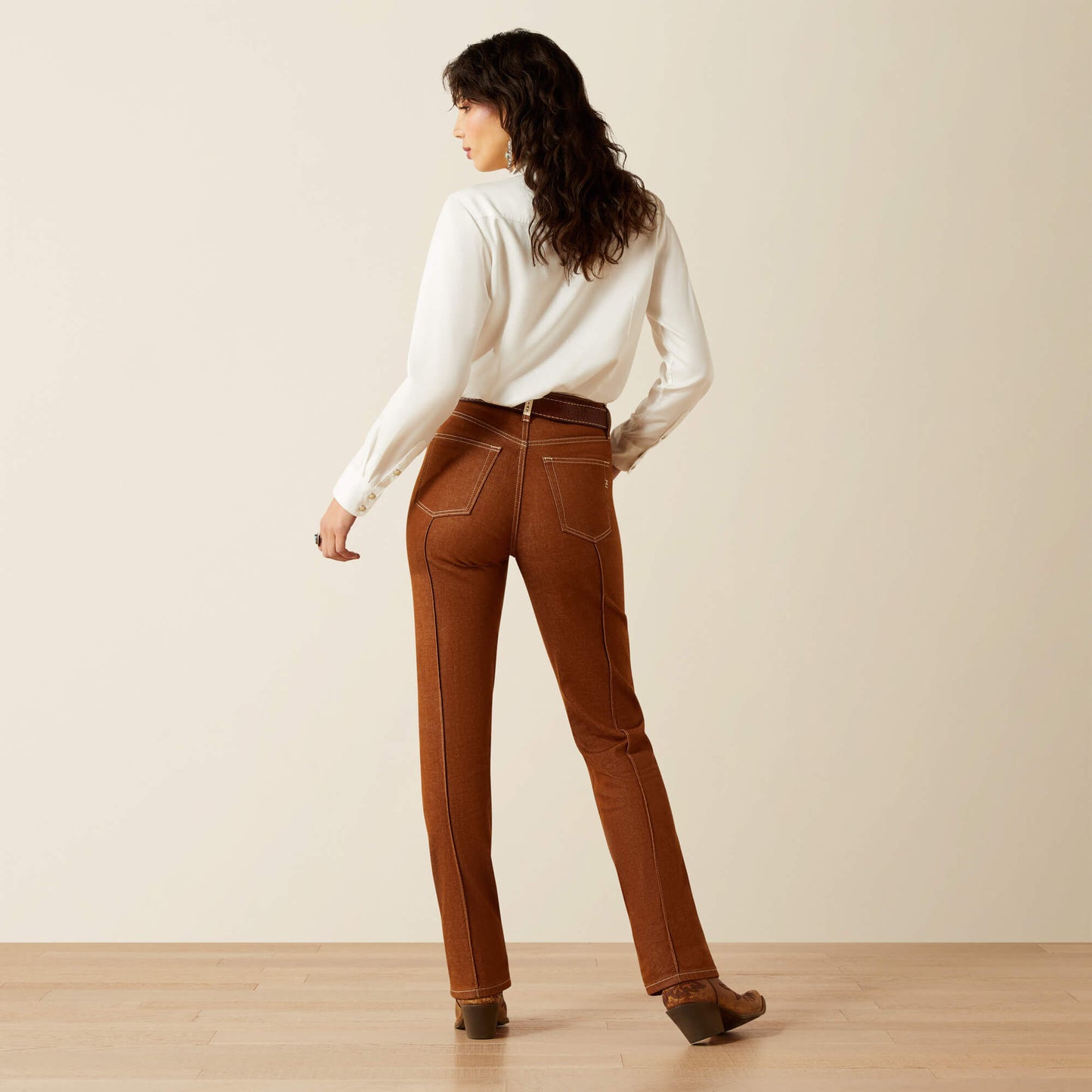 Ariat Ultra High Rise Relaxed Straight Leg Jean