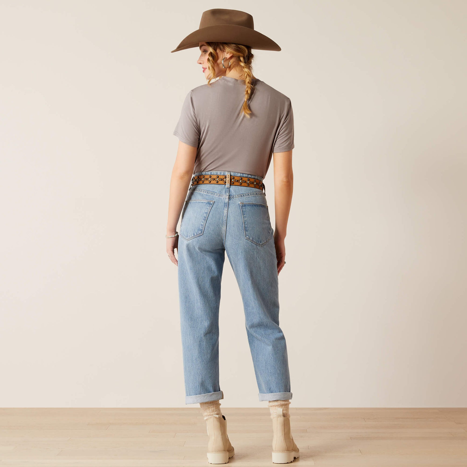 Ariat Ultra High Rise Tomboy Straight Leg Jeans