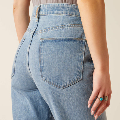 Ariat Ultra High Rise Tomboy Straight Leg Jeans