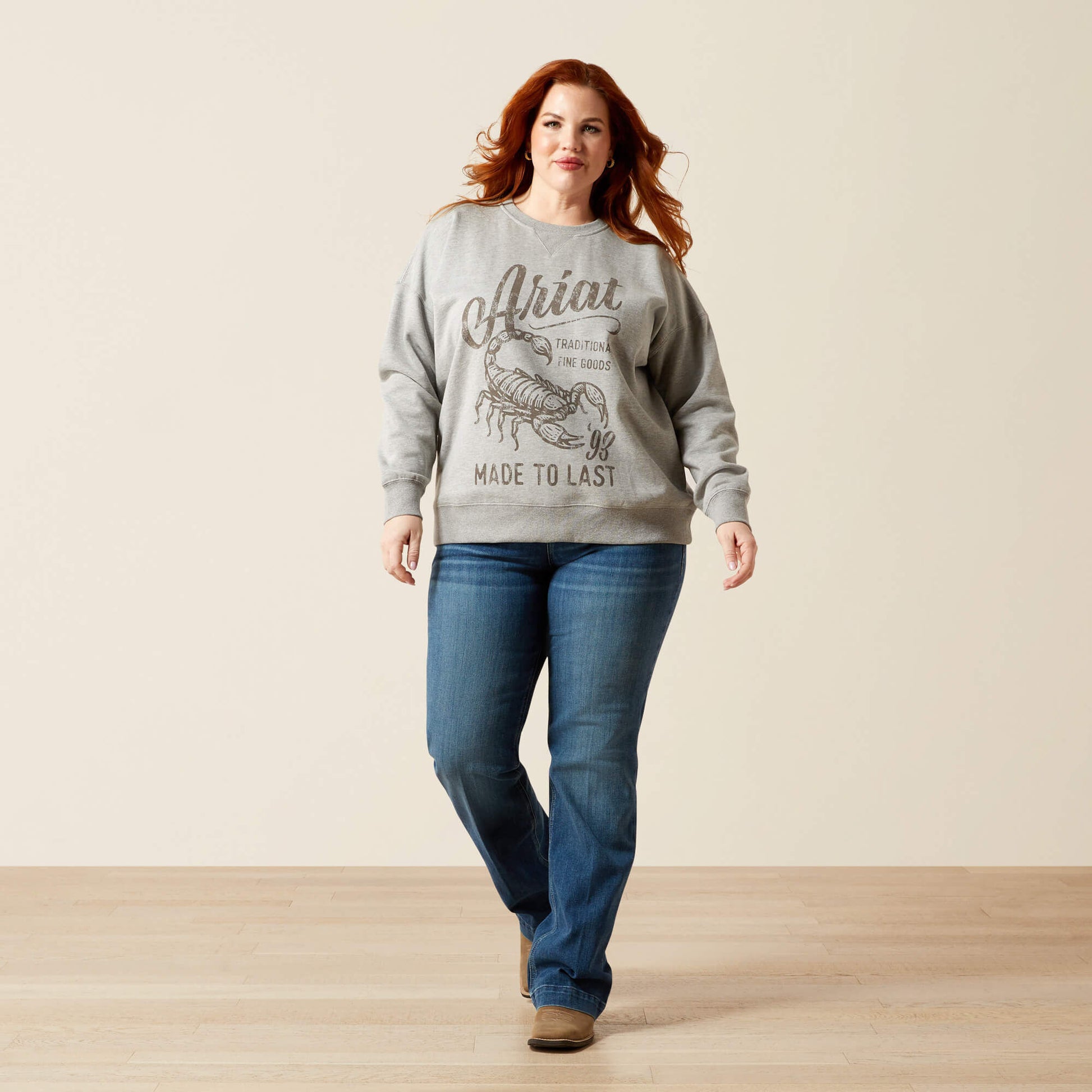 Ariat Scorpion Script Oversized Sweatshirt