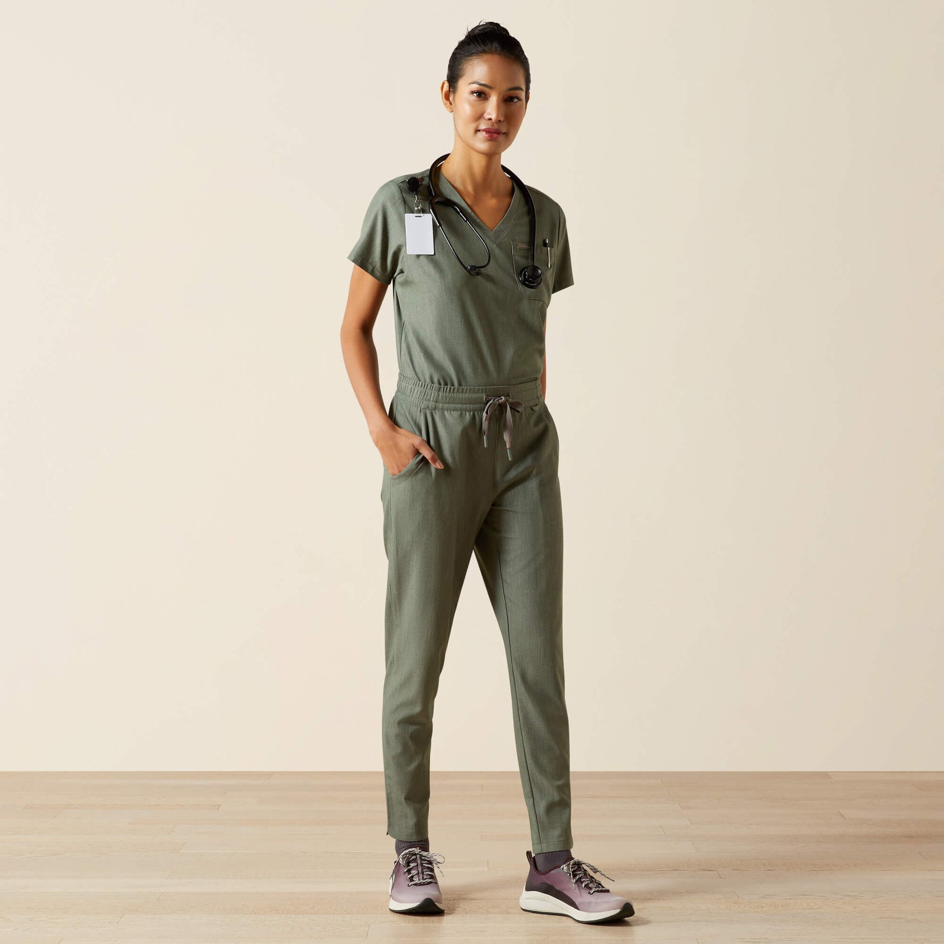 Ariat Beth Basic Scrub Top