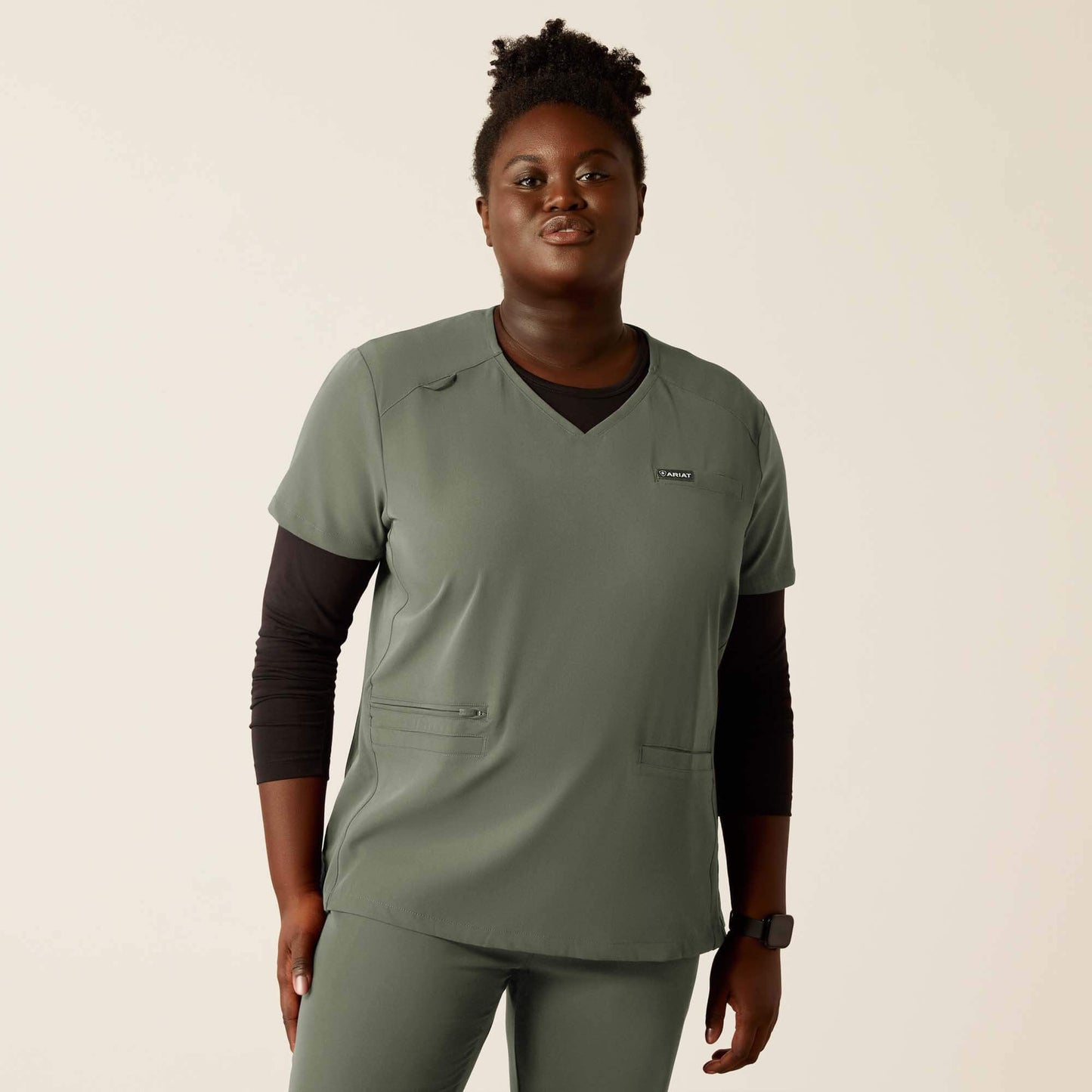 Ariat Clara 6 Pocket Scrub Top