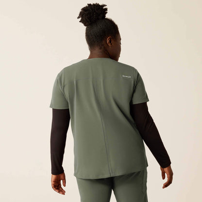 Ariat Clara 6 Pocket Scrub Top