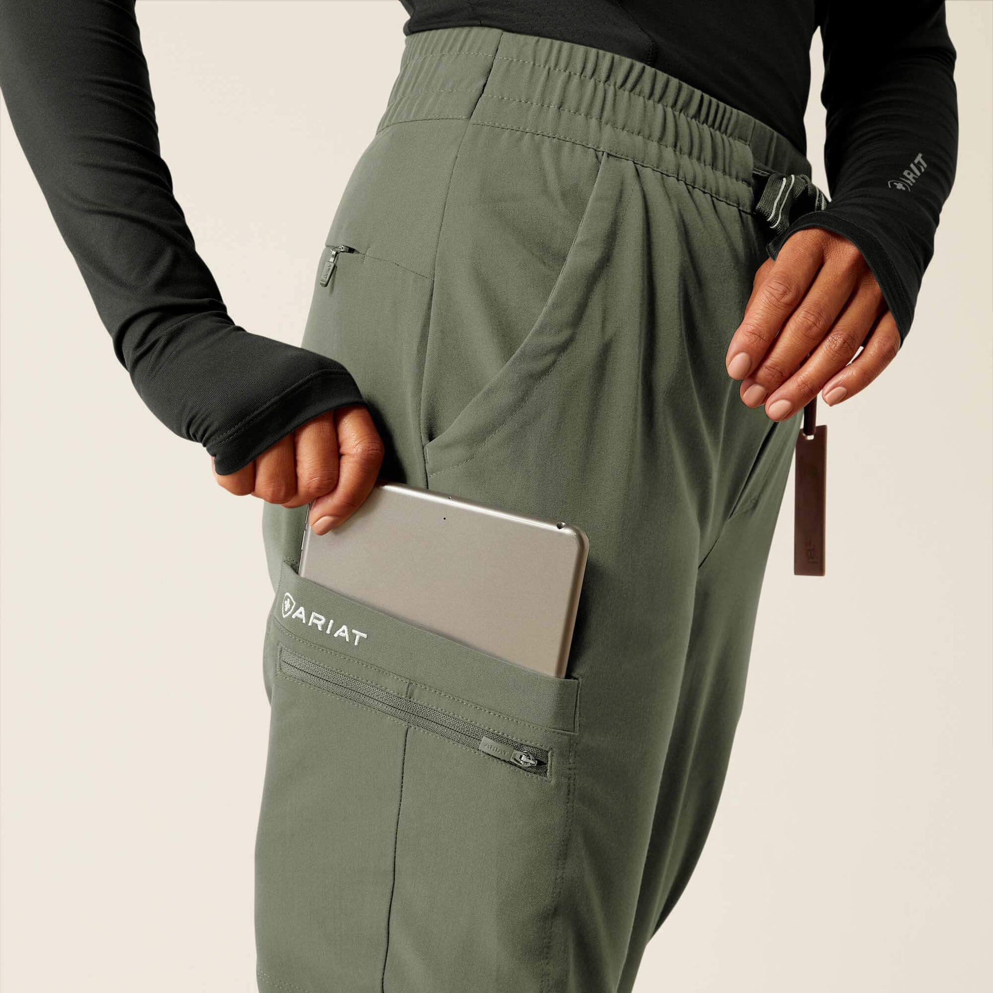 Ariat Blackwell Cargo Stretch Jogger Scrub Pant