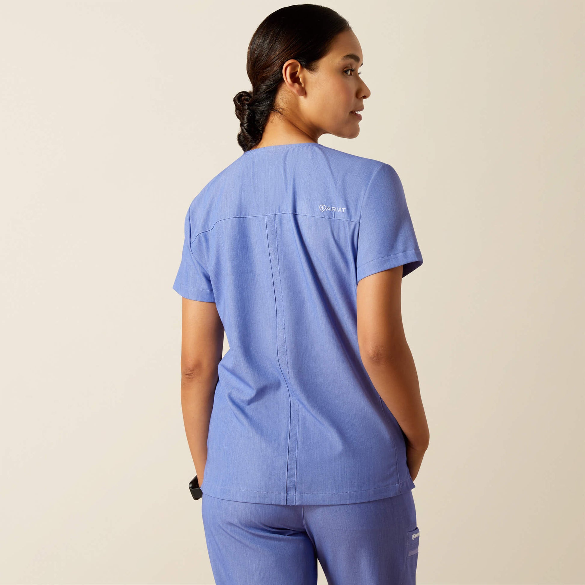 Ariat Clara 6 Pocket Scrub Top