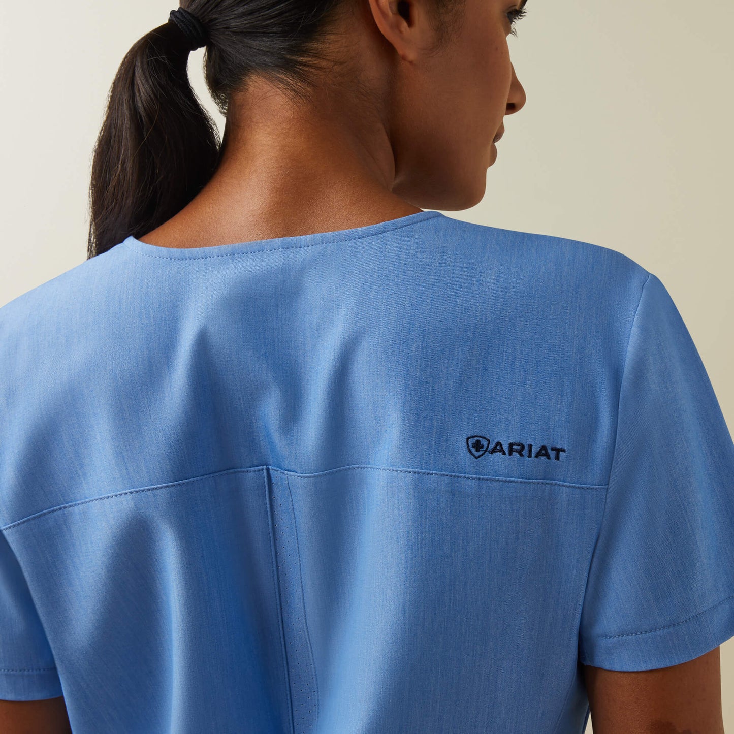 Ariat Clara 6 Pocket Scrub Top