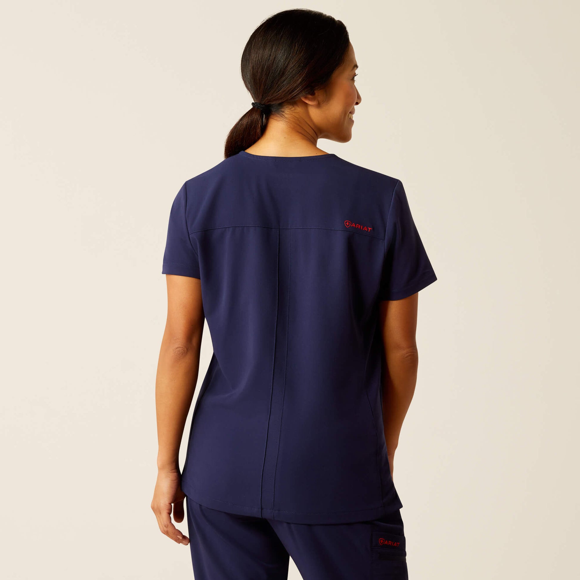 Ariat Clara 6 Pocket Scrub Top