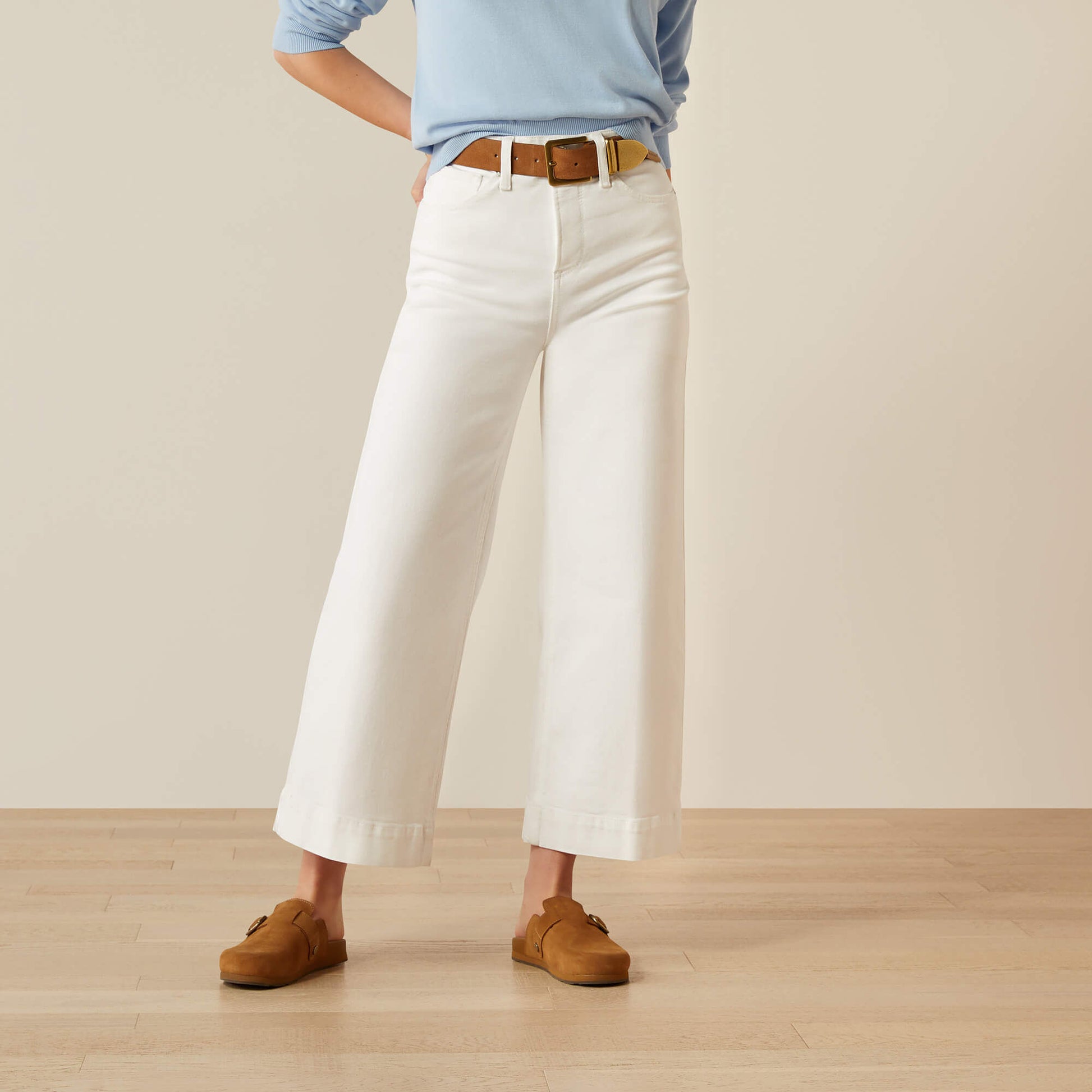 Ariat Ultra High Rise Countryside Wide Leg Crop Jeans