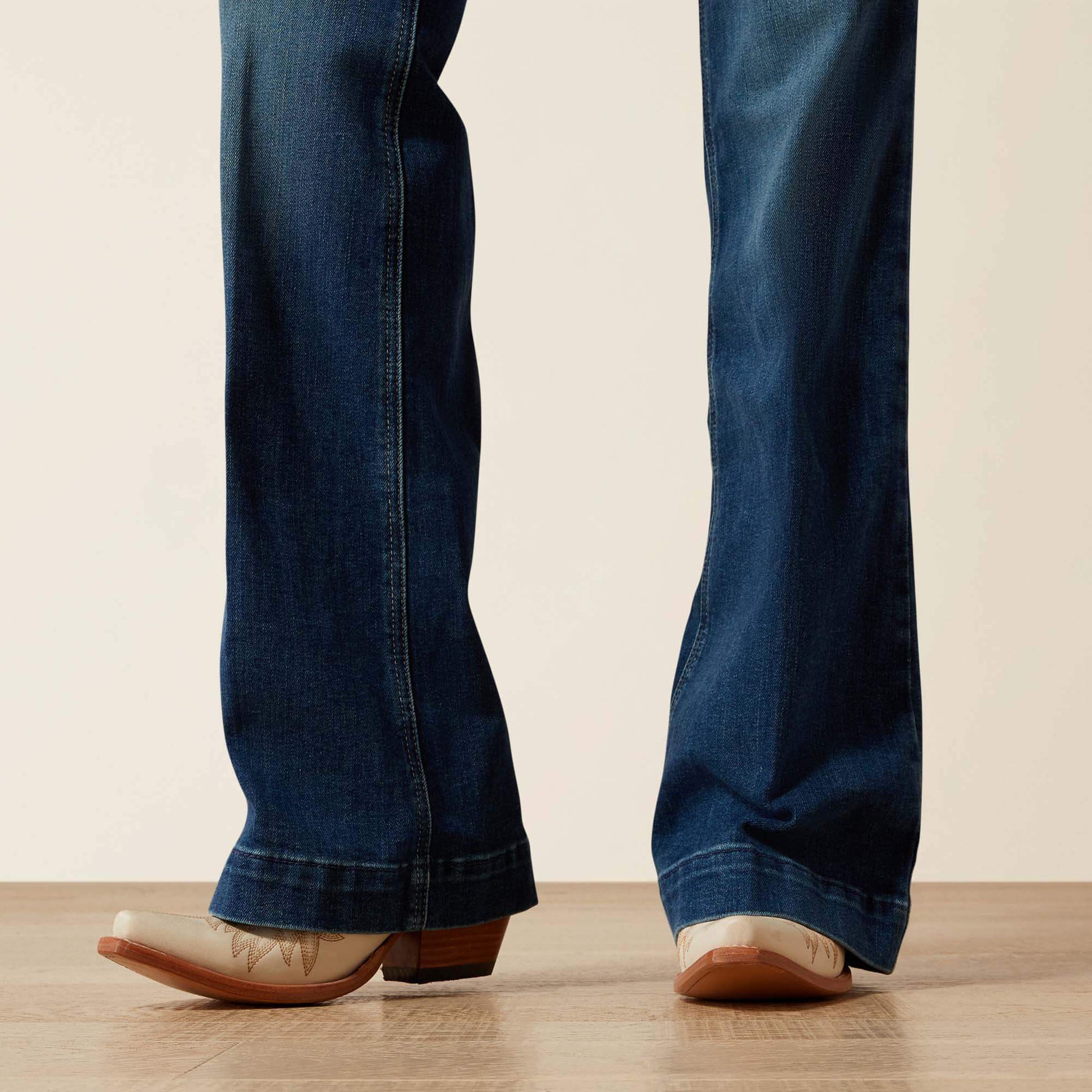 Ariat Perfect Rise Leslie Slim Trouser Jeans